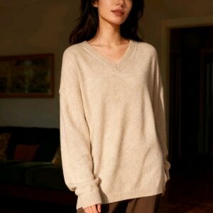 Kokomarina Beige V-Neck Sweater Size M Camel Wool Blend Soft Knit Oversized Cozy